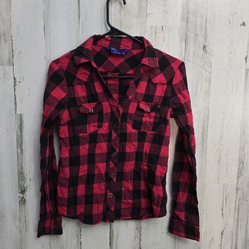 Miley Cyrus & Max Azria Red and Black Plaid Shirt Womens Size Medium